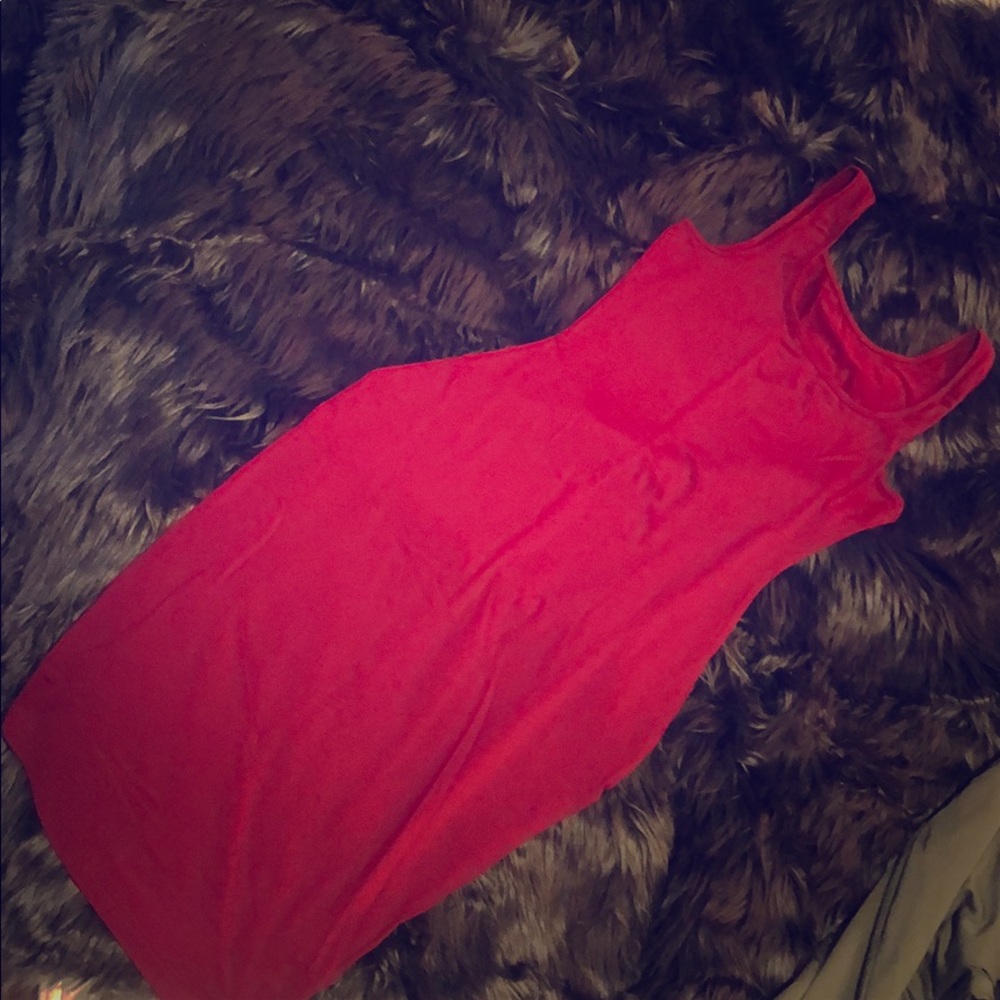 Red midi dress